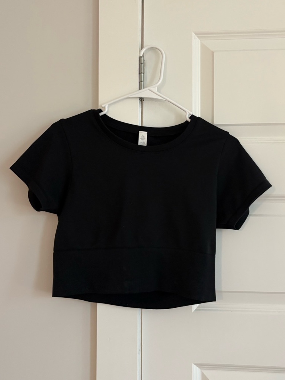 Aerie Offline Black Crop Workout Tee